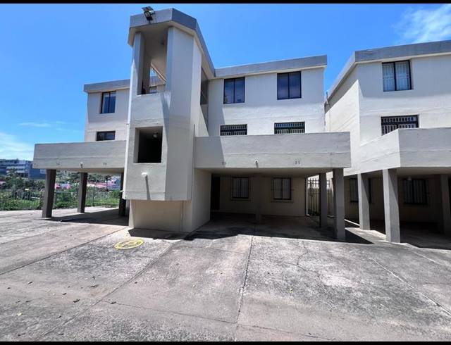 3 BEDROOM APARTMENT FOR SALE IN MANABA BEACH